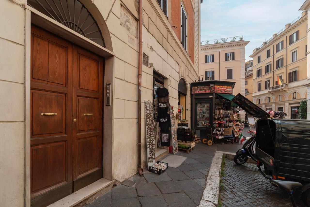 Piazza Navona Petite House Apartment โรม ภายนอก รูปภาพ
