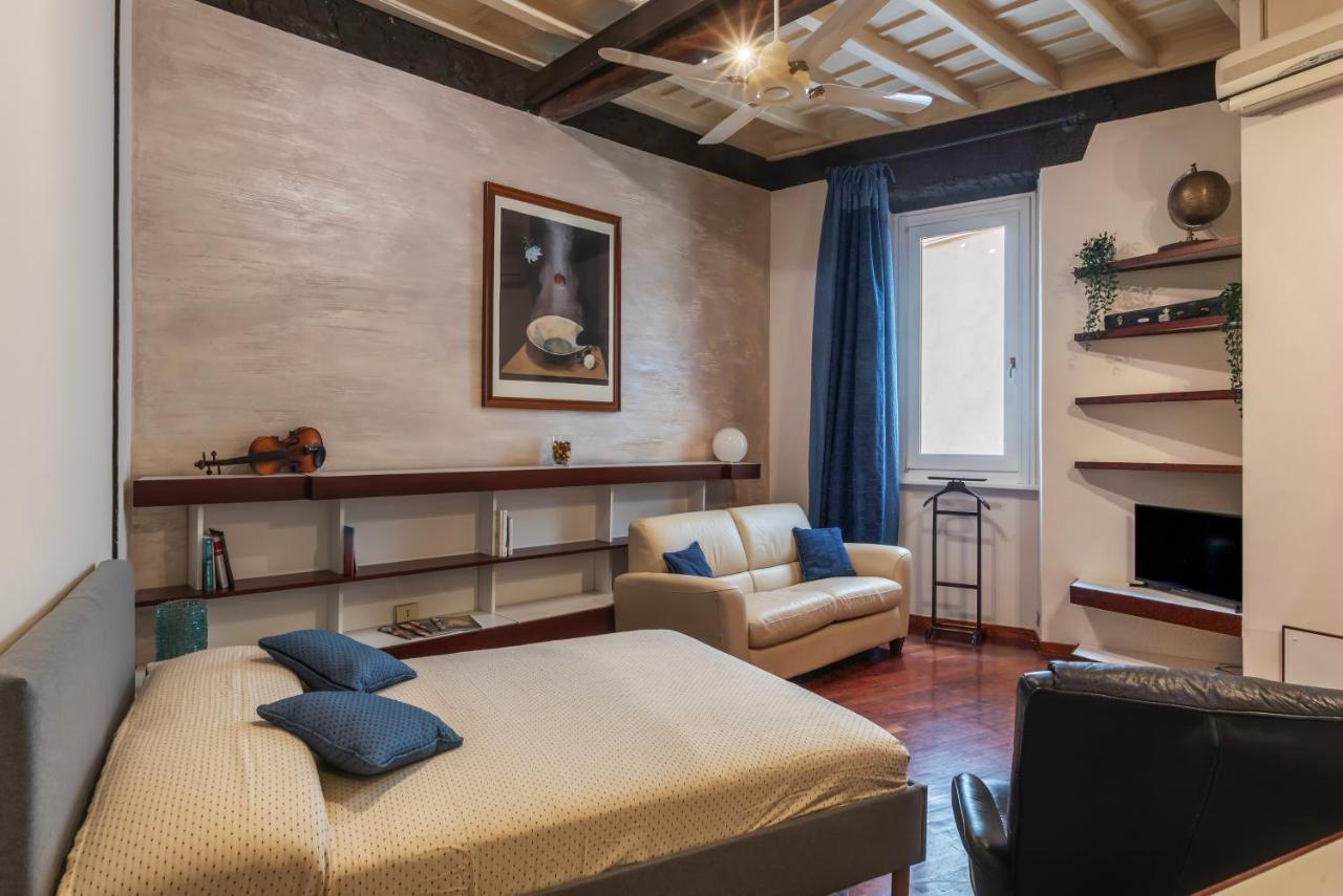 Piazza Navona Petite House Apartment โรม ภายนอก รูปภาพ